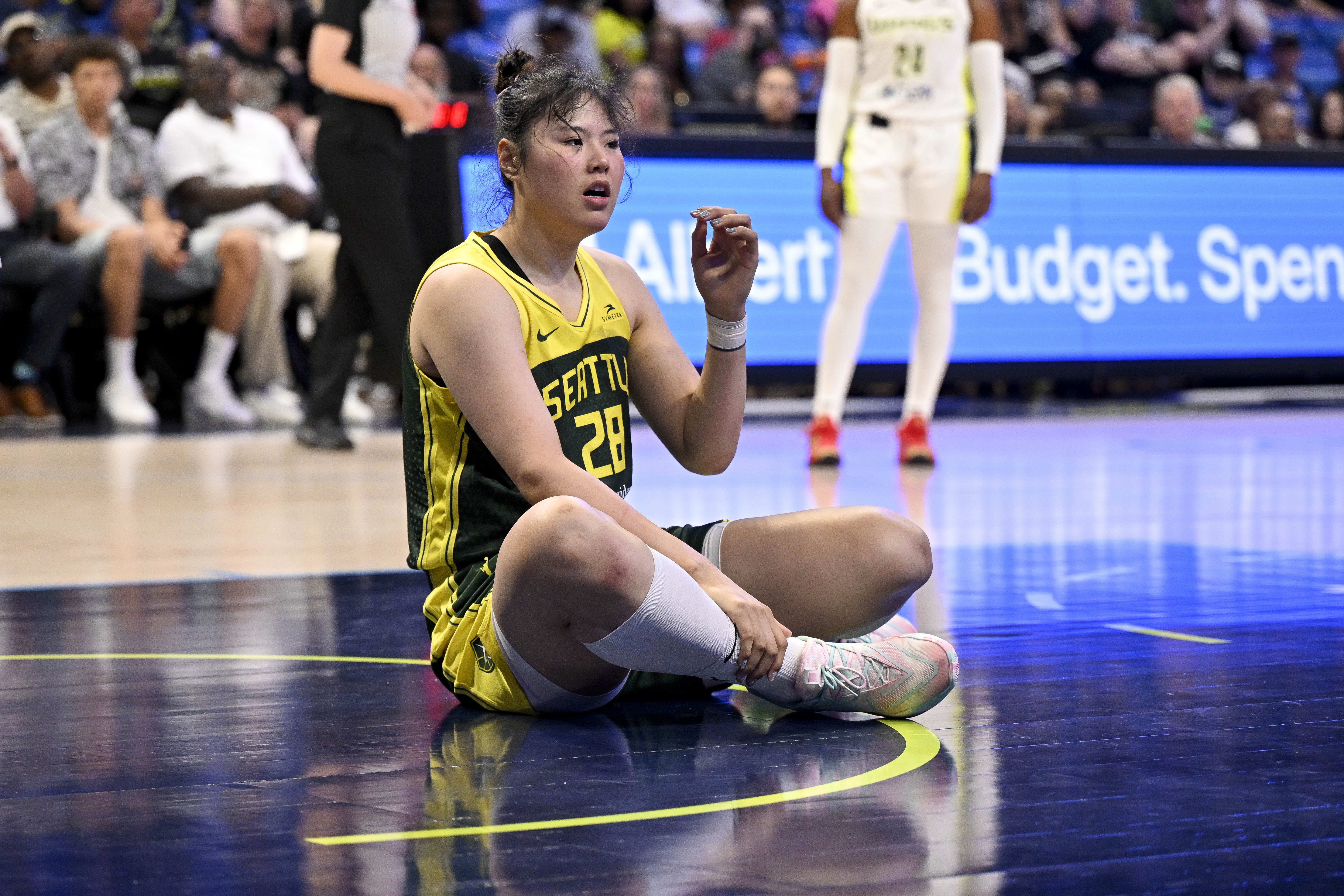ESPN：李月汝為尋求更多上場時間申請交易 中國籃協(xié)全力支持