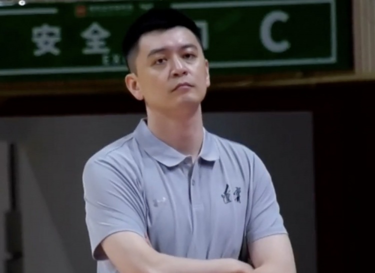 全運(yùn)會男籃小組賽：遼寧105-71新疆 趙繼偉16分6助 葛浩然17分3助