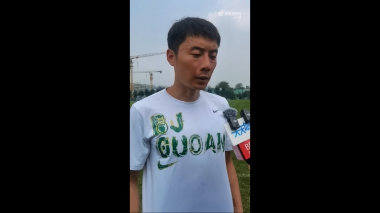 李磊：球隊(duì)傷病比較多沒辦法選擇離開，爭(zhēng)取賽季結(jié)束拿到冠軍