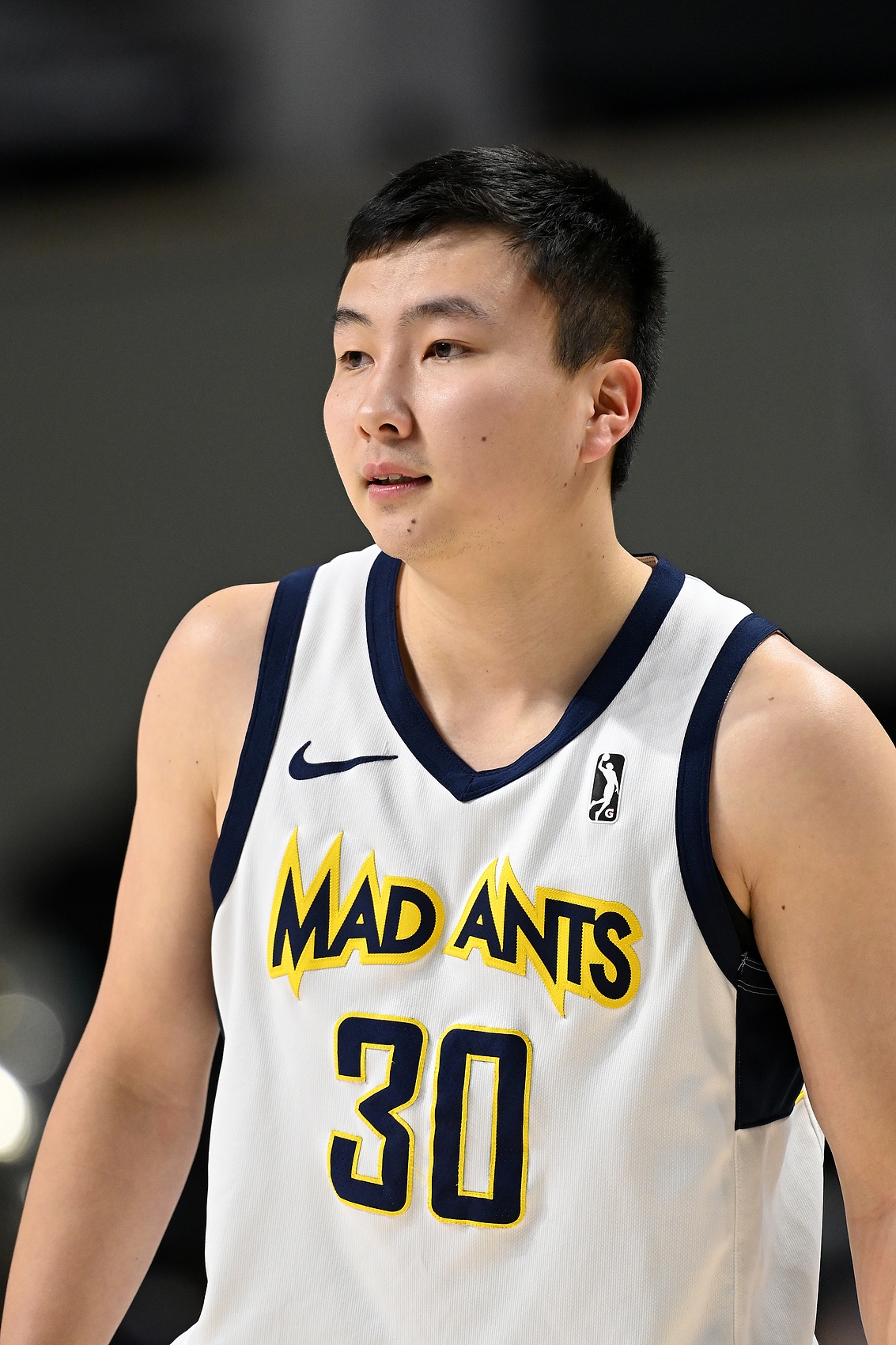 出手很多！富永啟生13投4中&三分8中2 得到12分正負(fù)值+6