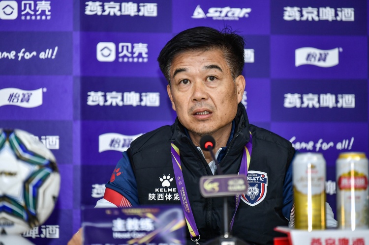 廣州豹俱樂部官方：馮峰擔(dān)任代理主教練，肖智擔(dān)任領(lǐng)隊(duì)