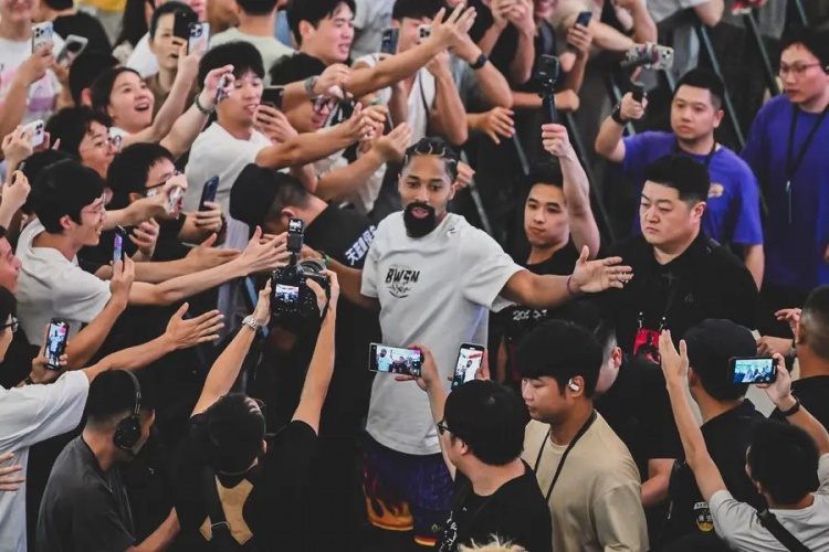丁威迪中國行——感謝武漢的熱情 蚌埠！我們一會兒見！