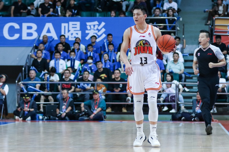 媒體人：吉林做出一系列務(wù)實調(diào)整 放走姜宇星是其中的關(guān)鍵一環(huán)